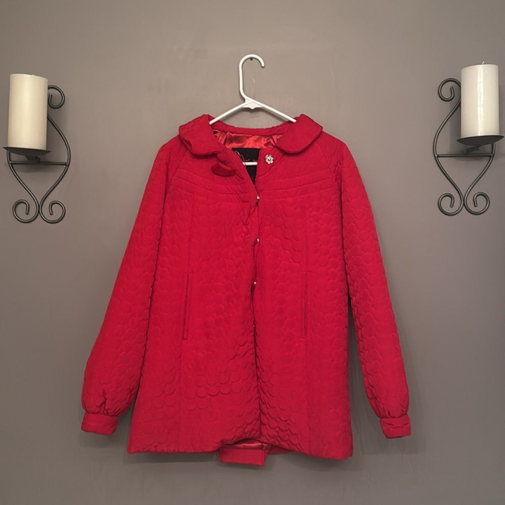 Betsy Johnsons Designer Red Quilted Jacket wBack Bow Sz S Lined Snap Closur